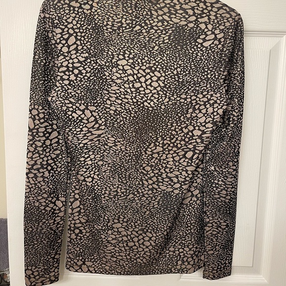 Gorgeous Cache Blouse 😍 - Picture 3 of 7